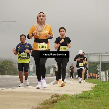 Runner Photo 8573268
