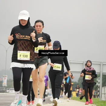 Runner Photo 8573281