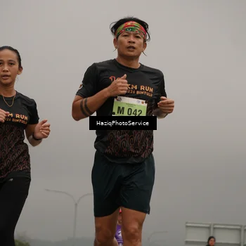Runner Photo 8573308
