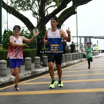 Runner Photo 8573314