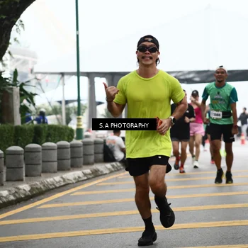 Runner Photo 8573327