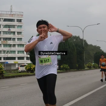 Runner Photo 8573338