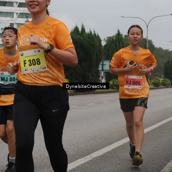 Runner Photo 8573344