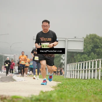 Runner Photo 8573348