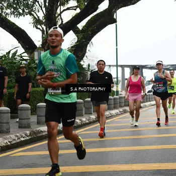 Runner Photo 8573369