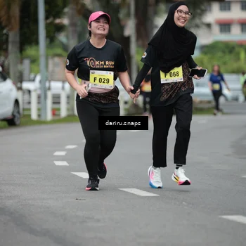 Runner Photo 8573375