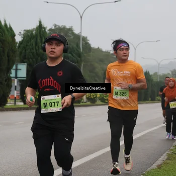 Runner Photo 8573377