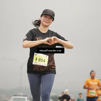 Runner Photo 8573379