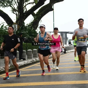 Runner Photo 8573388