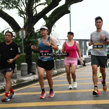 Runner Photo 8573393