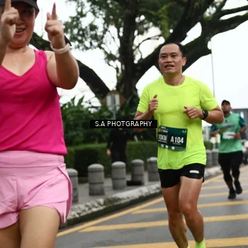 Runner Photo 8573404