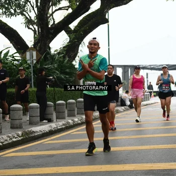 Runner Photo 8573408