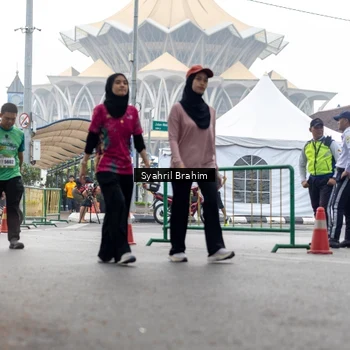 Runner Photo 8573415