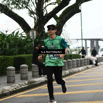 Runner Photo 8573472