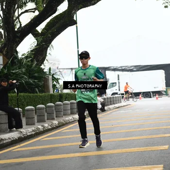 Runner Photo 8573475