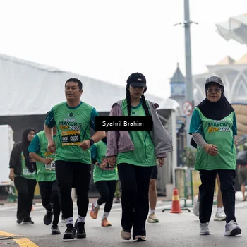 Runner Photo 8573478