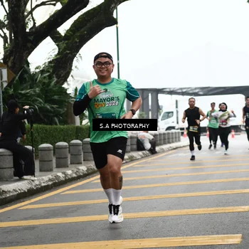 Runner Photo 8573503