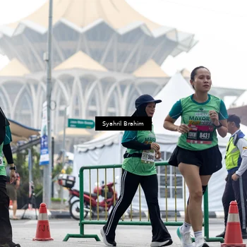 Runner Photo 8573509