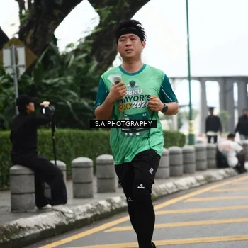 Runner Photo 8573533