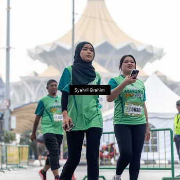 Runner Photo 8573535