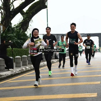 Runner Photo 8573555