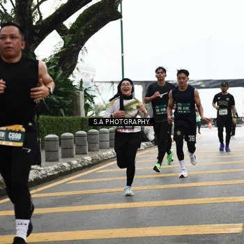 Runner Photo 8573558