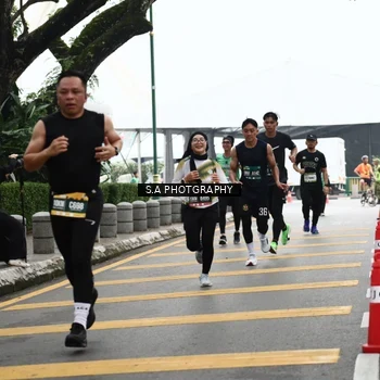 Runner Photo 8573567