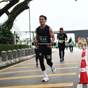 Runner Photo 8573577