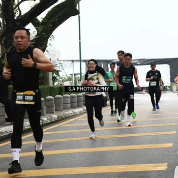 Runner Photo 8573581