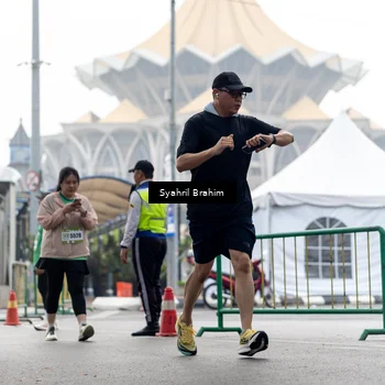 Runner Photo 8573627