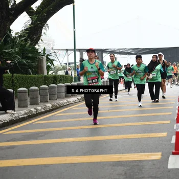 Runner Photo 8573630