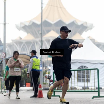 Runner Photo 8573633