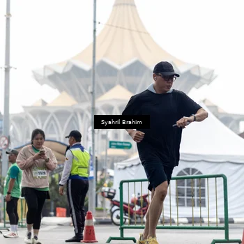 Runner Photo 8573640