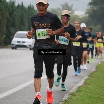 Runner Photo 8573652