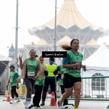Runner Photo 8573654