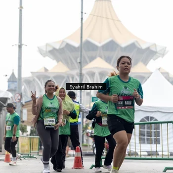 Runner Photo 8573665