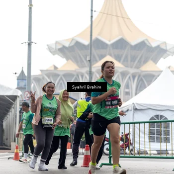 Runner Photo 8573673