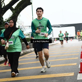 Runner Photo 8573686