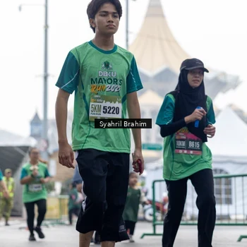 Runner Photo 8573689