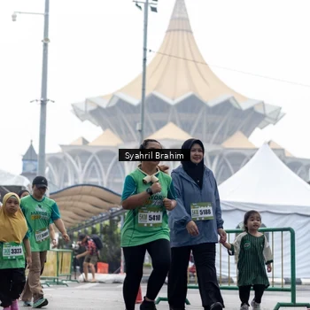 Runner Photo 8573699