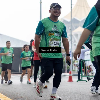 Runner Photo 8573711