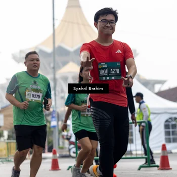 Runner Photo 8573725
