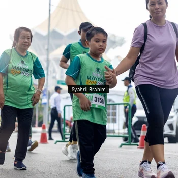 Runner Photo 8573757