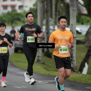 Runner Photo 8573766