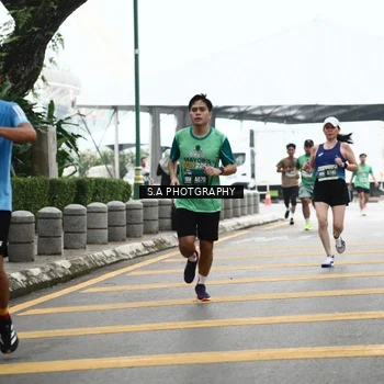 Runner Photo 8573773