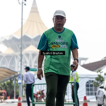 Runner Photo 8573774
