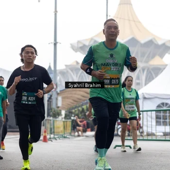 Runner Photo 8573781