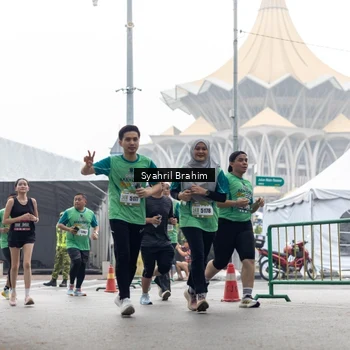 Runner Photo 8573786