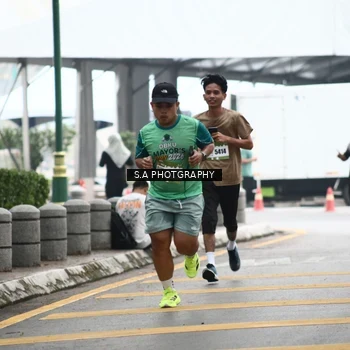 Runner Photo 8573793