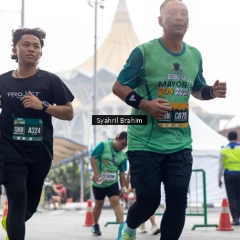 Runner Photo 8573794
